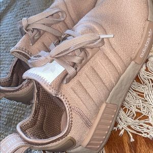 Adidas size 8 women’s shoes// Brand New!